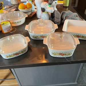 Set of 4 Corning Ware Spice of Life. 3 covered casseroles with orig pyrex lids